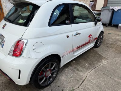 Nettoyage exterieur d'une fiat à Rouen